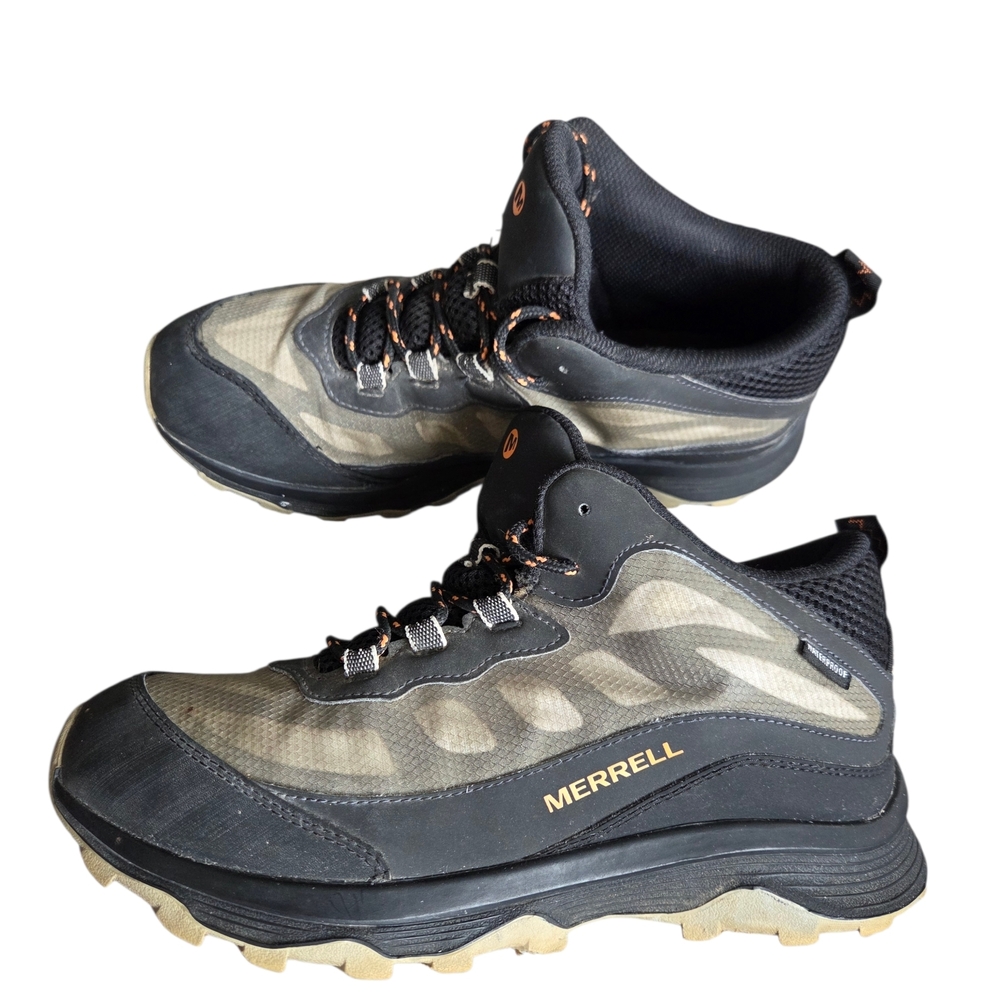 Merrell Men's Black and Tan Hiking Boots 7